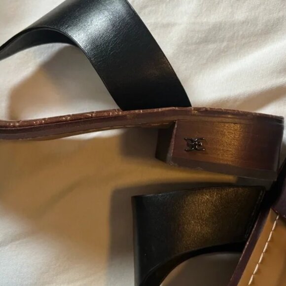 Sam Edelman Thong Sandals - Picture 2 of 3